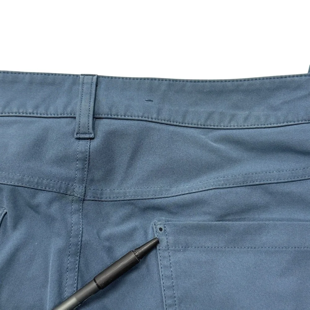 Lululemon Commission Pants Mens 32 x 30‎ Blue Gray Technical Chino Trousers